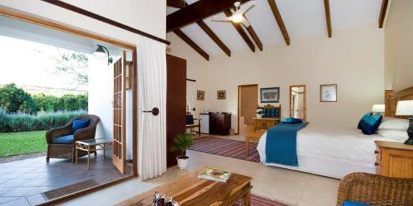 Lupus Den Country House B&B Sunland ภายนอก รูปภาพ