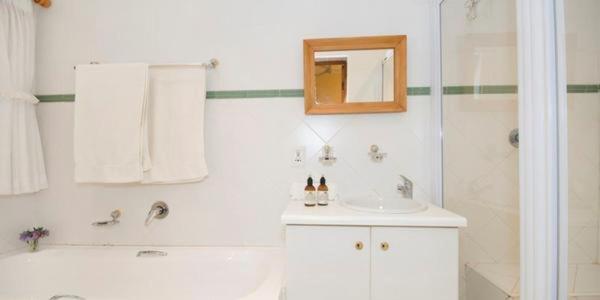 Lupus Den Country House B&B Sunland ภายนอก รูปภาพ